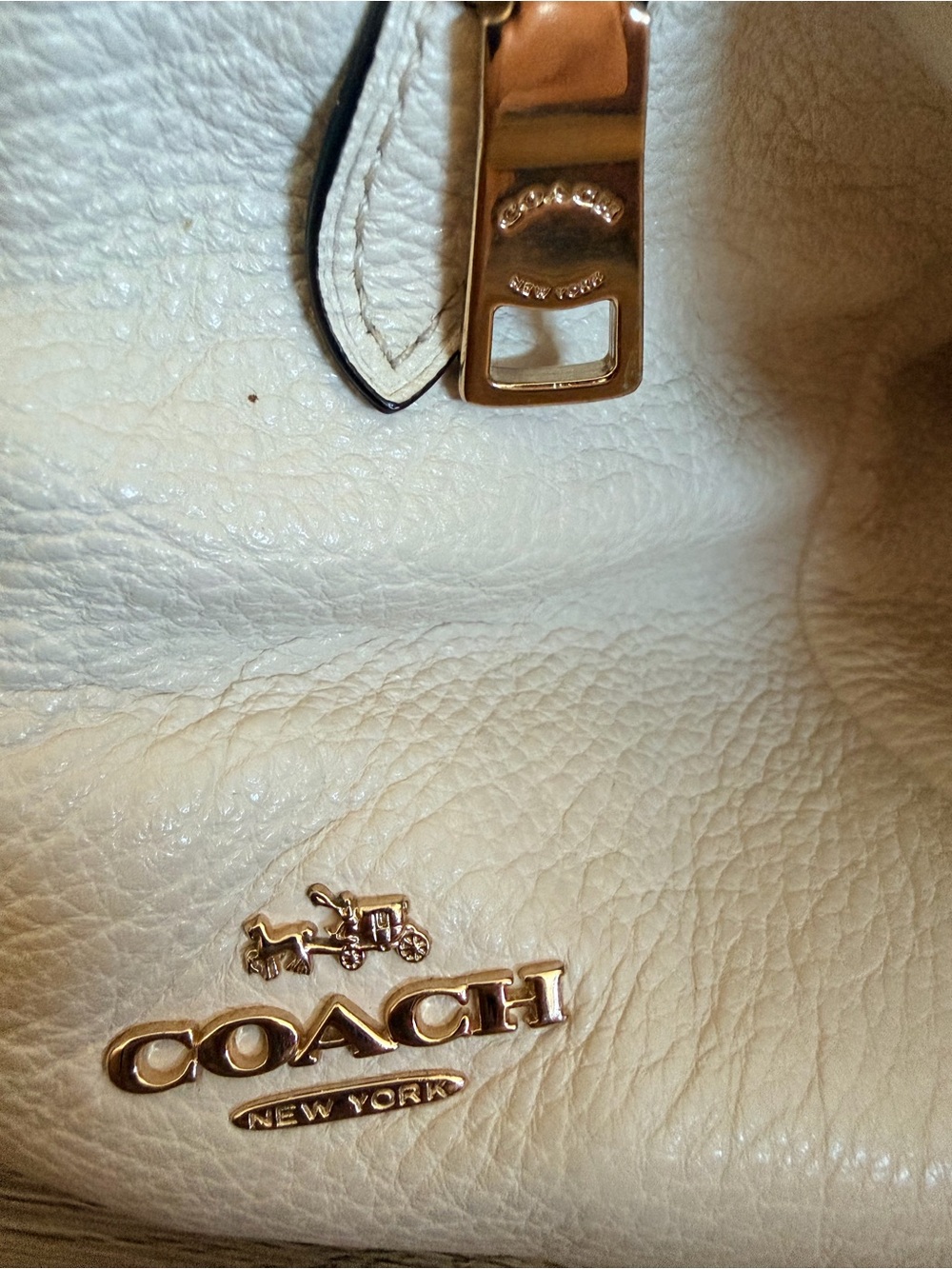 Classic Cream White Leather Shoulder Hobo Bag Purse - Picture 10 of 12